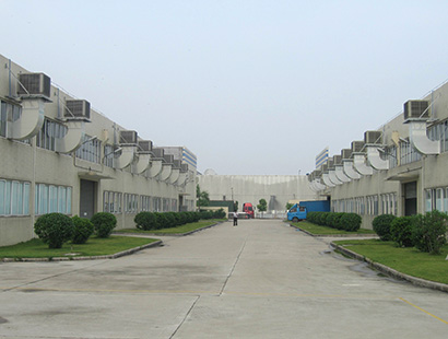 小家電廠東保集團(tuán)環(huán)?？照{(diào)安裝案例